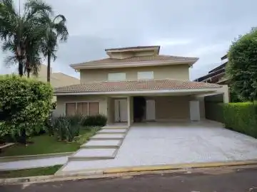Casa em Condomínio com 4 Suítes e 6 Banheiros no Parque Das Esmeraldas, Marília