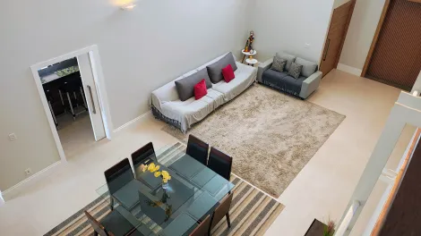 Casa em Condomínio com 4 Suítes e 5 Banheiros no Parque Das Esmeraldas, Marília