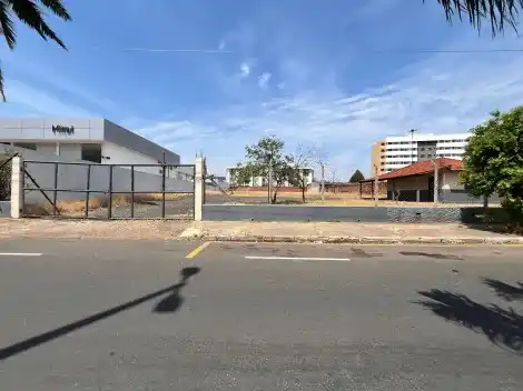 Fora de Condomínio 3000m² no bairro Fragata em Marília