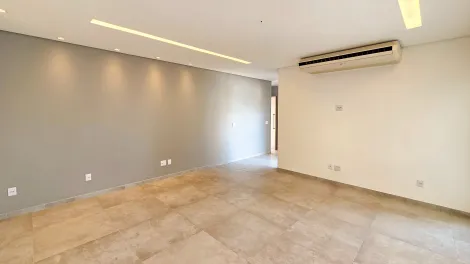 Casa em Condomínio com 4 Suítes no Parque das Esmeraldas, Marília