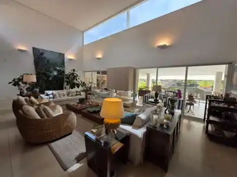 Casa em Condomínio com 4 Suítes no Parque Das Esmeraldas, Marília