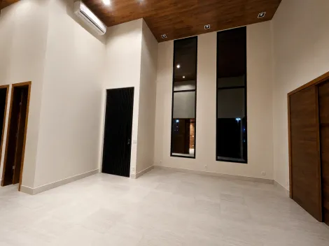 Casa em Condomínio com 4 Suítes no Residencial Vale Verde, Marília