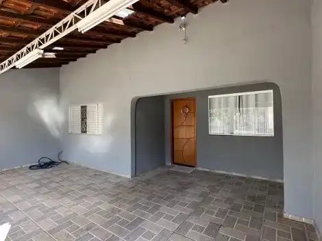 Casa 3 Dormitórios com Garagem no Jardim Guarujá, Marília