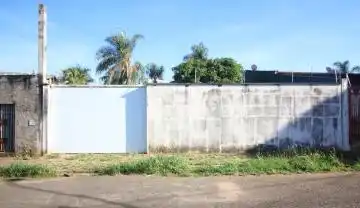 Área de 448,95 m² no bairro Senador Salgado Filho em Marília