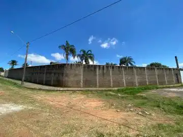 Área de 802,68 m² no bairro Senador Salgado Filho em Marília