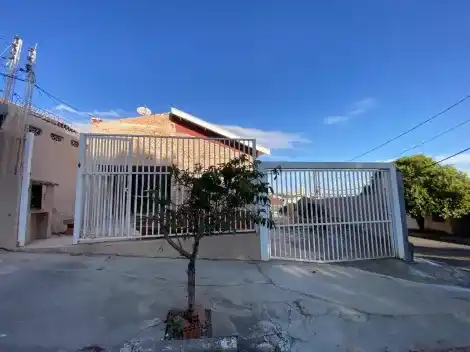 Casa 3 Dormitórios, 1 Suíte, 2 Vagas no Fragata, Marília