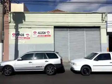Galpão com 3 banheiros e 300 m² no bairro Fragata, Marília